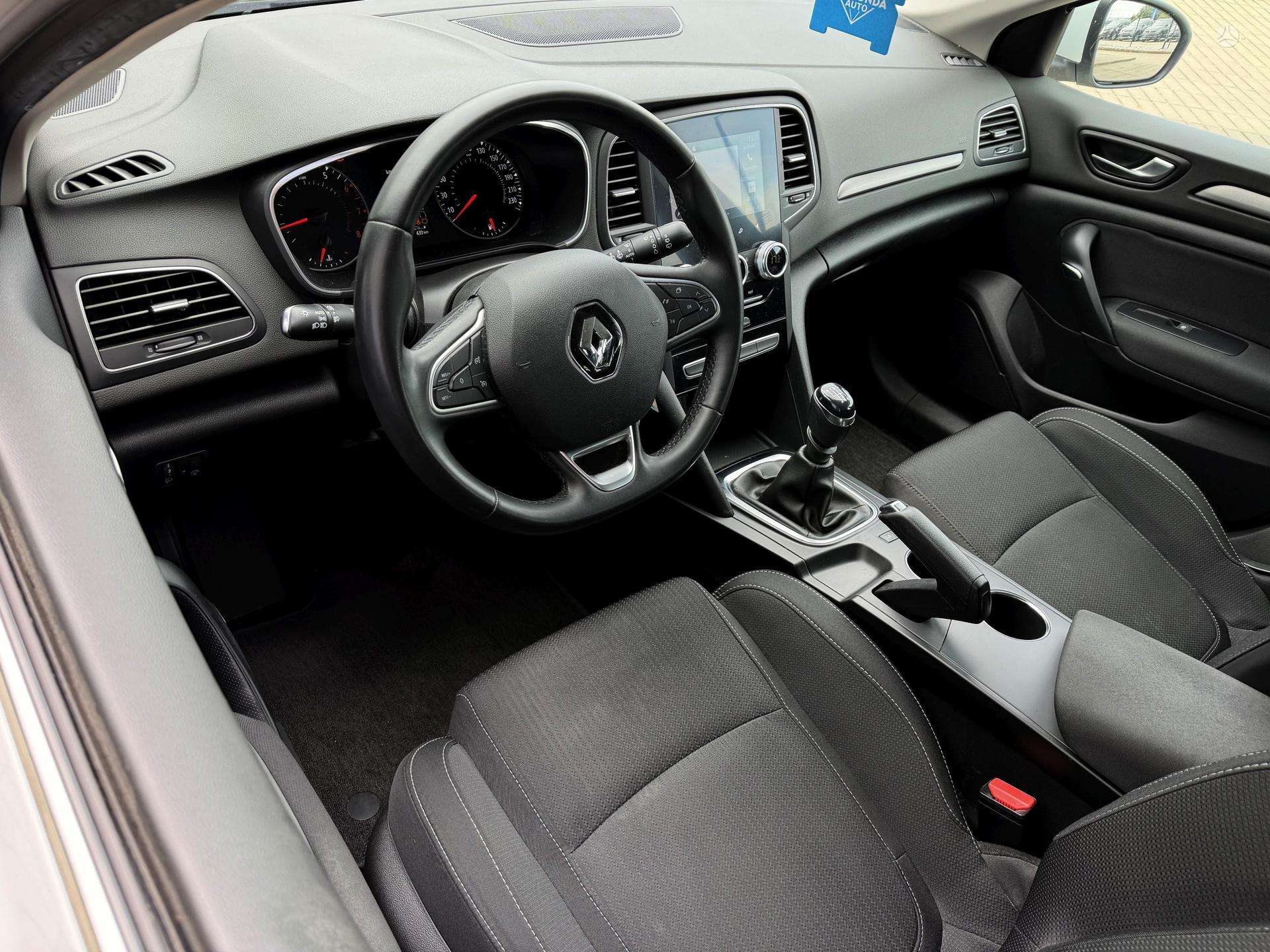 Renault Megane фото 5