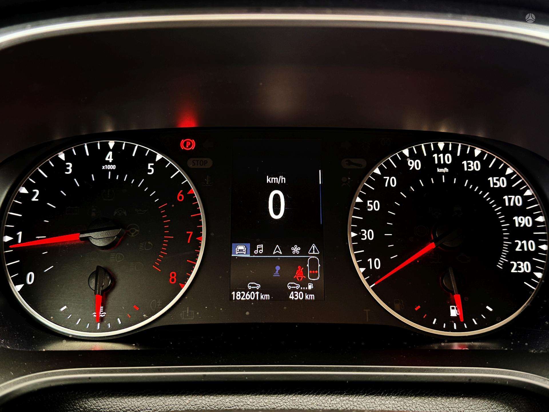 Renault Megane фото 9