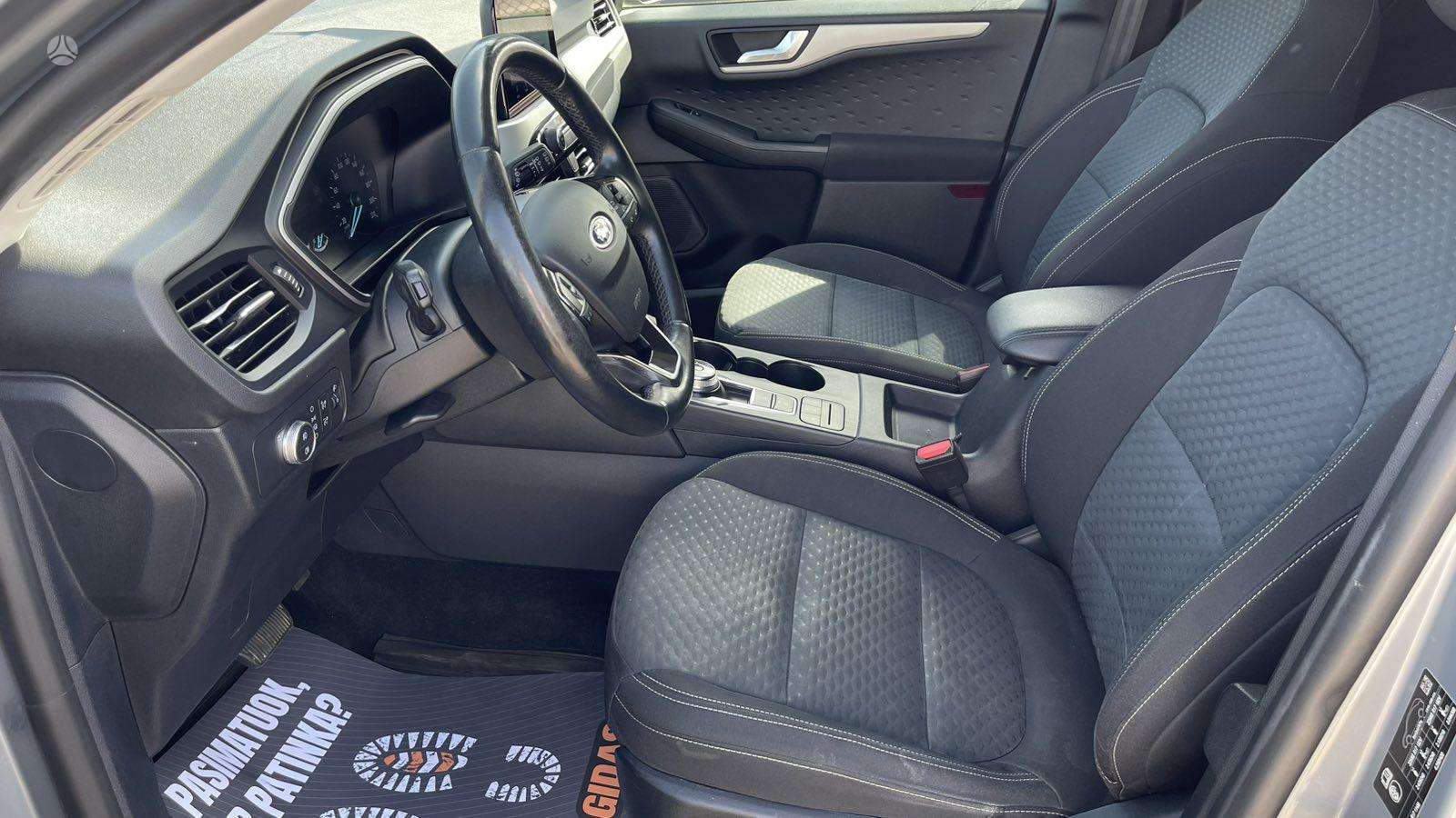 Ford Kuga фото 14