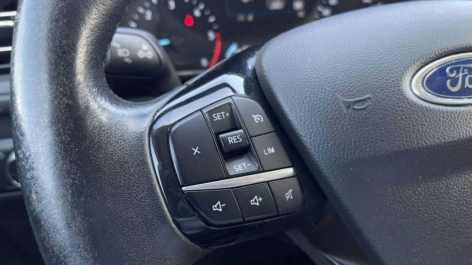 Ford Kuga фото 20