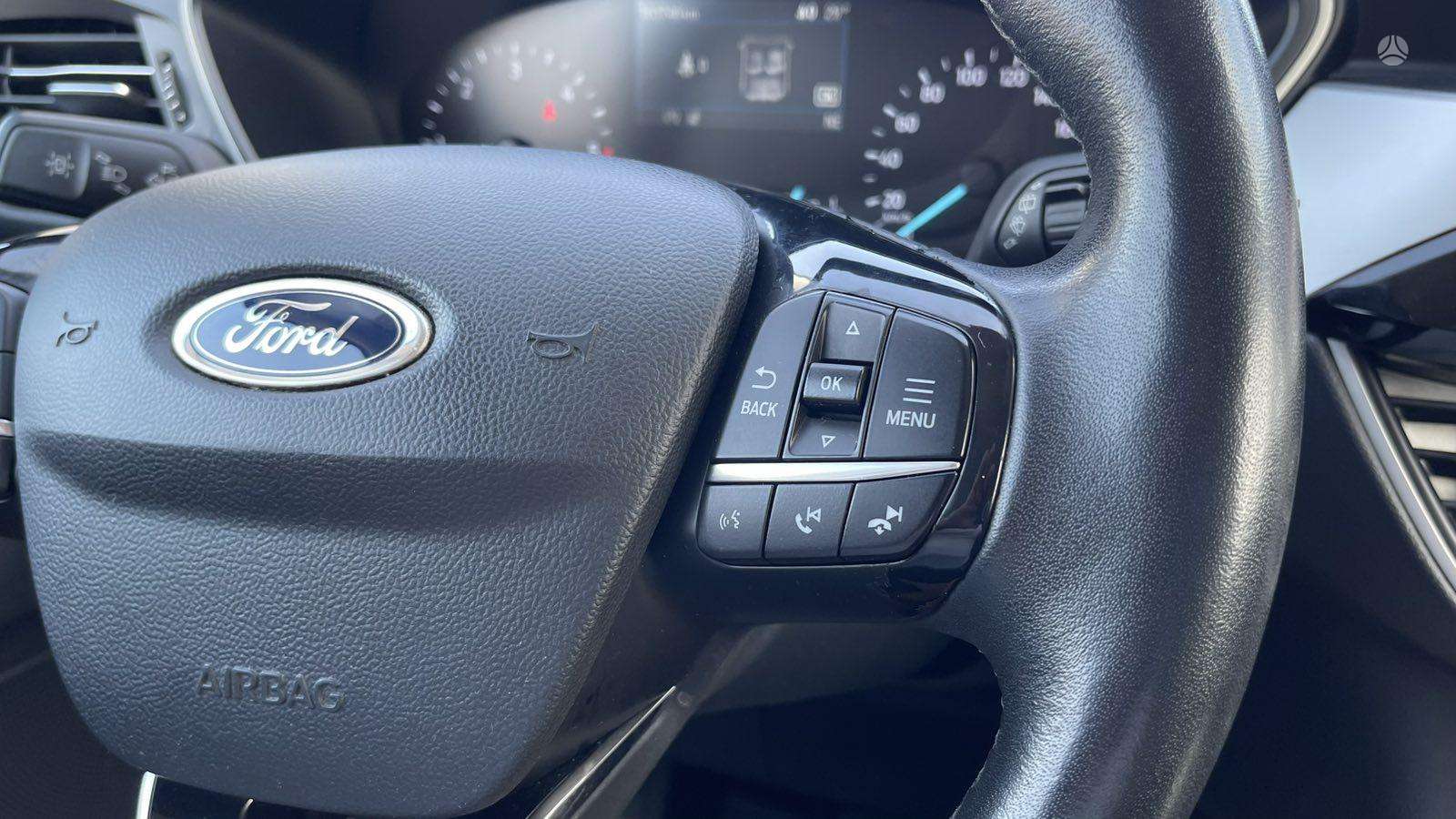 Ford Kuga фото 21