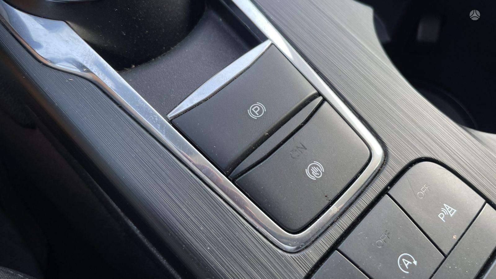 Ford Kuga фото 28