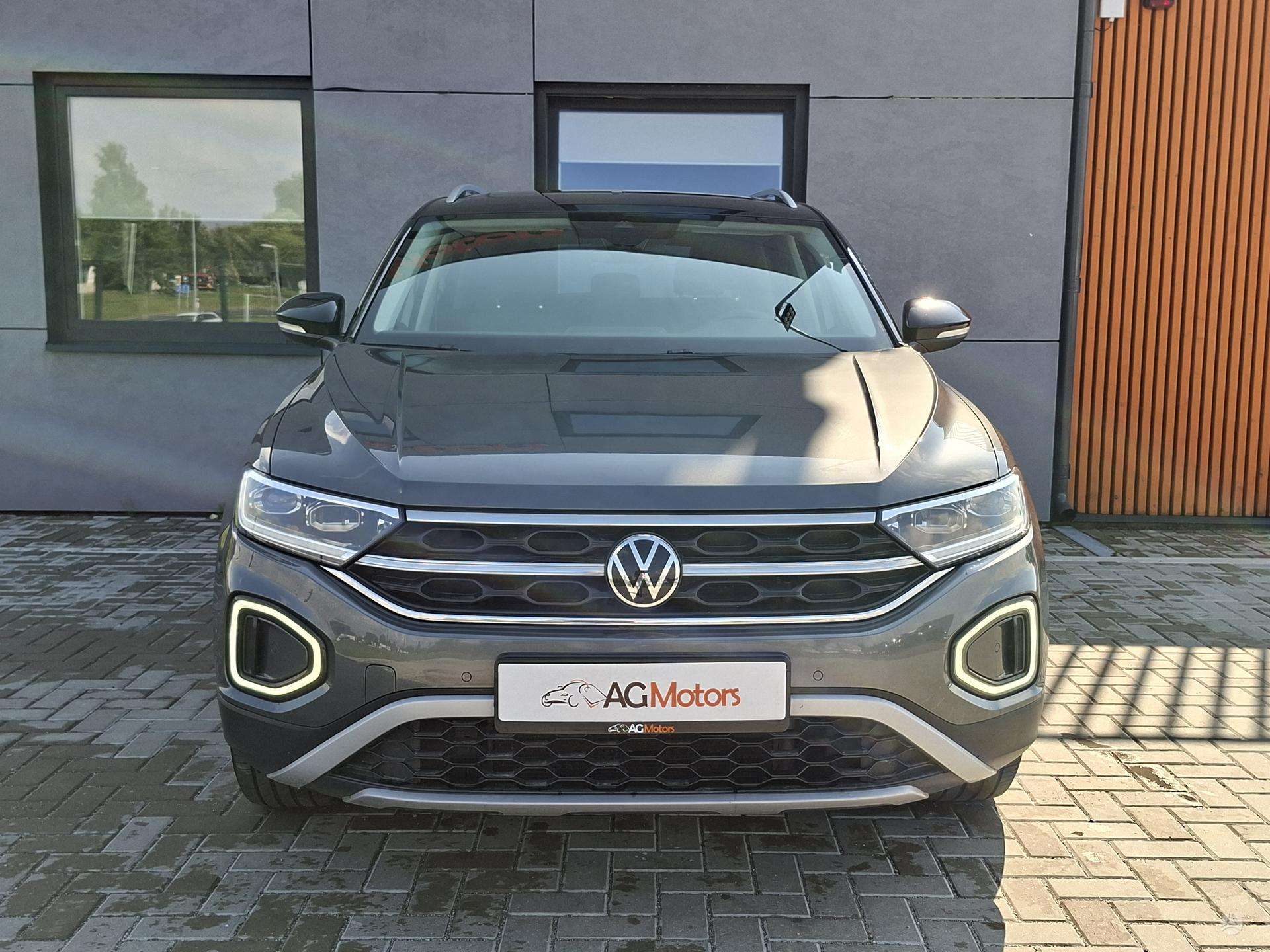 Volkswagen T-Roc фото 3