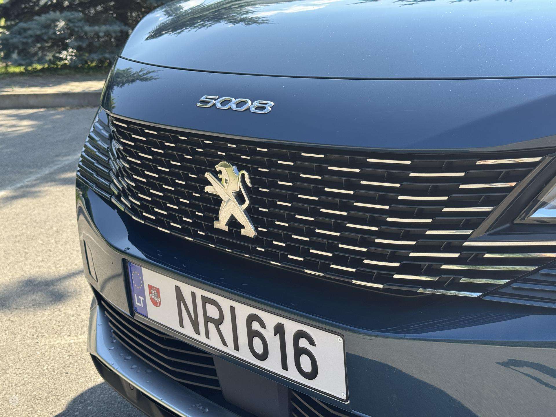 Peugeot 5008 фото 9