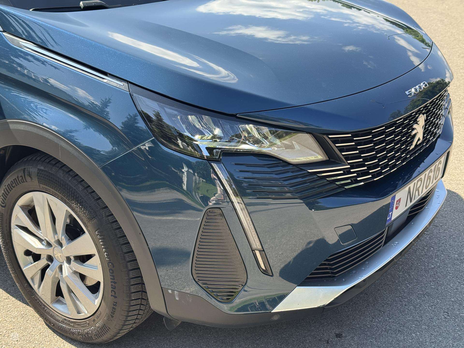 Peugeot 5008 фото 10