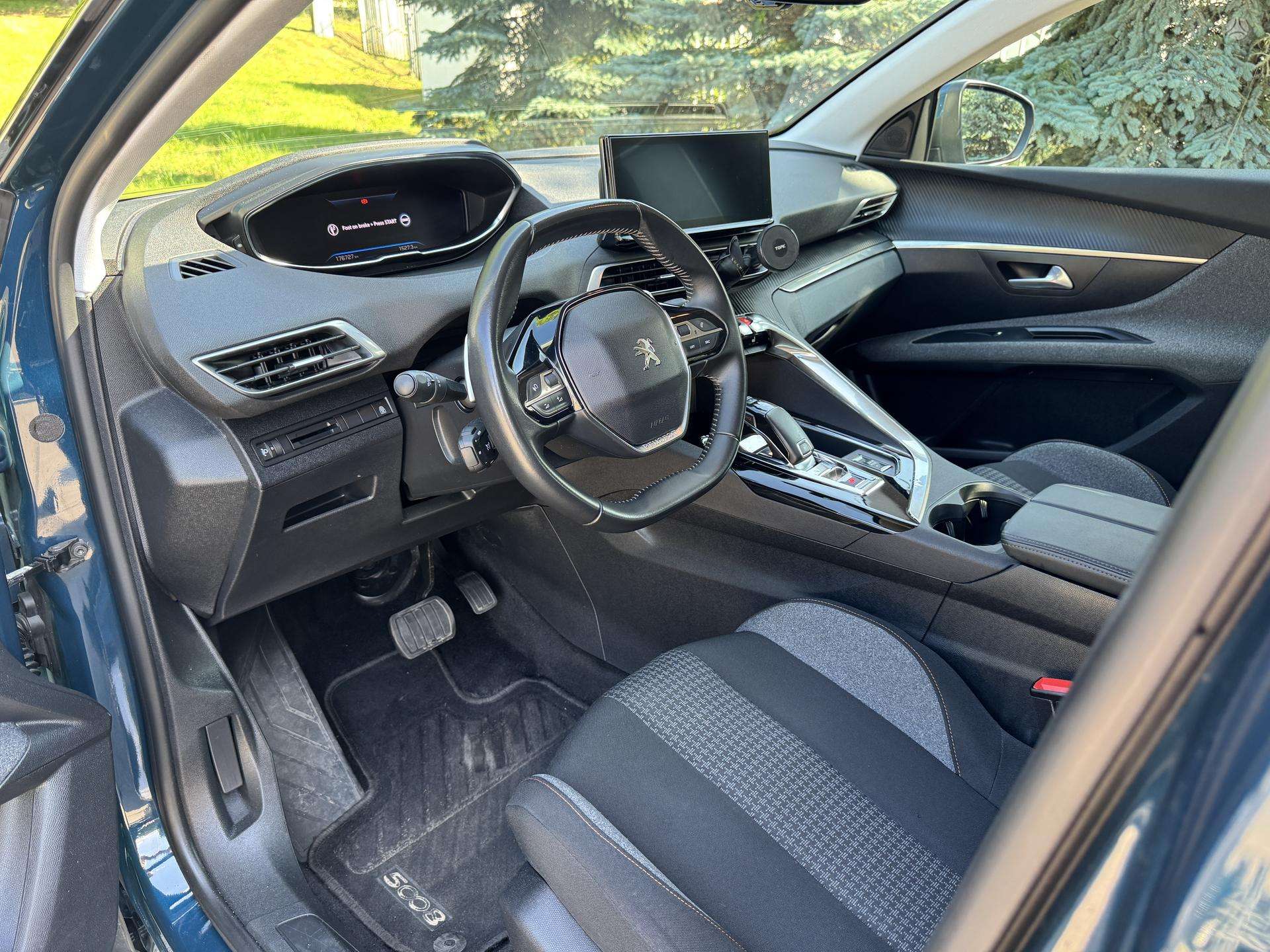 Peugeot 5008 фото 15