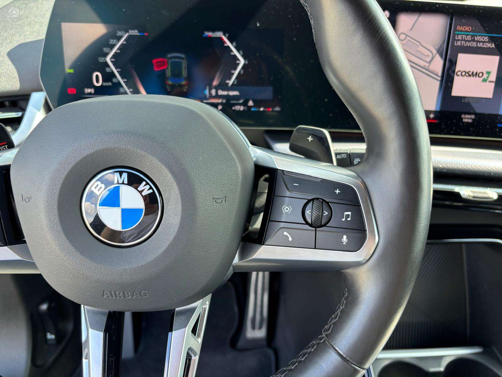 BMW 218 Active Tourer фото 20