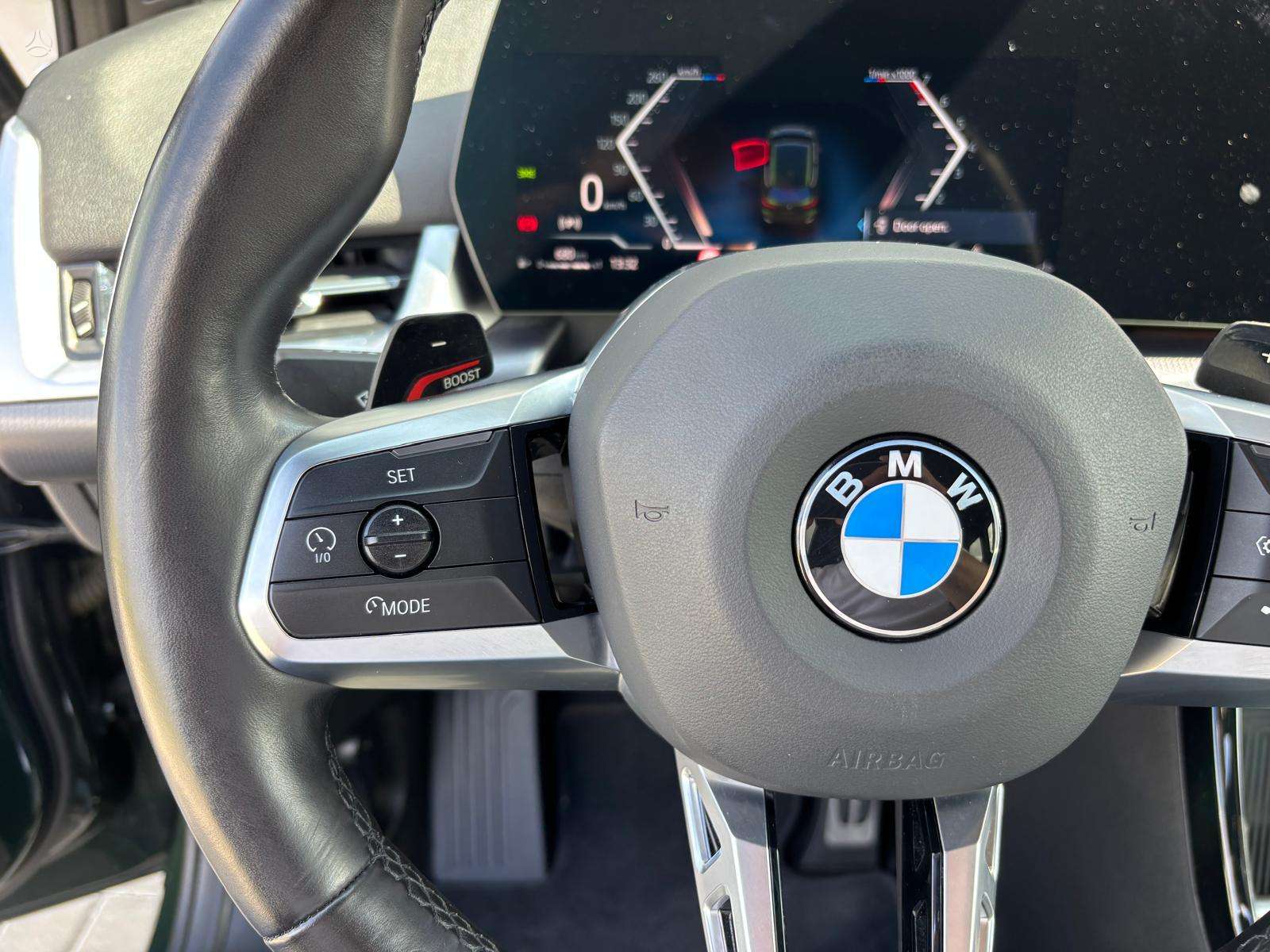 BMW 218 Active Tourer фото 21