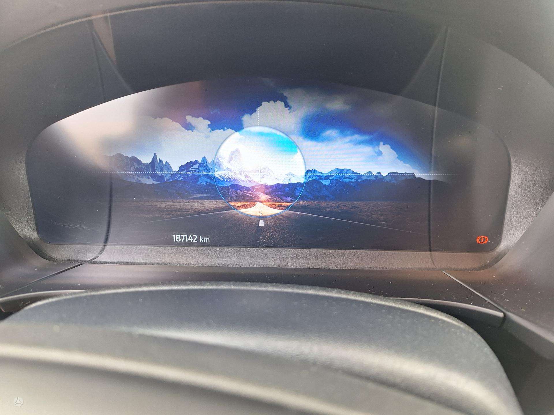 Ford Kuga фото 10