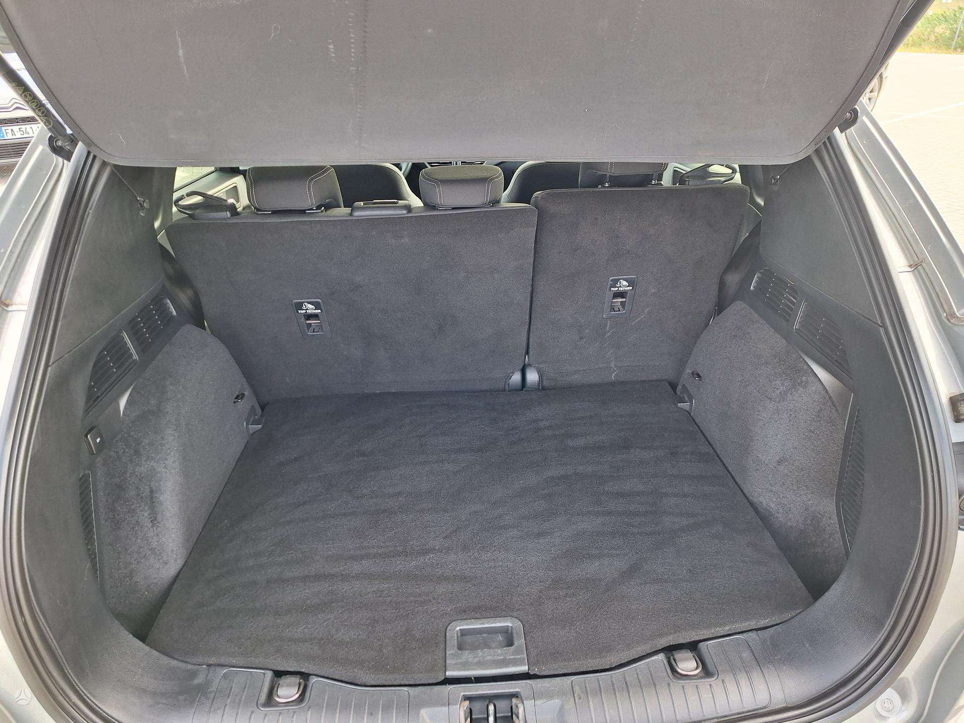 Ford Kuga фото 17