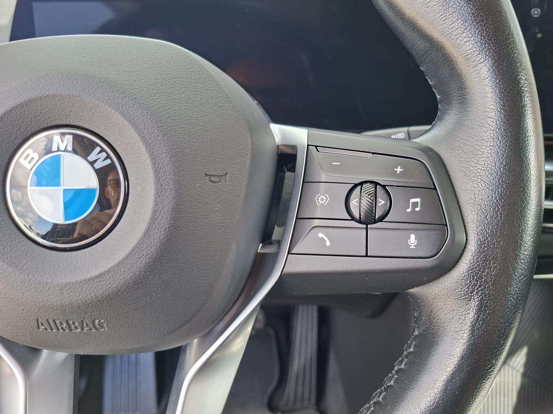 BMW 218 Active Tourer фото 15