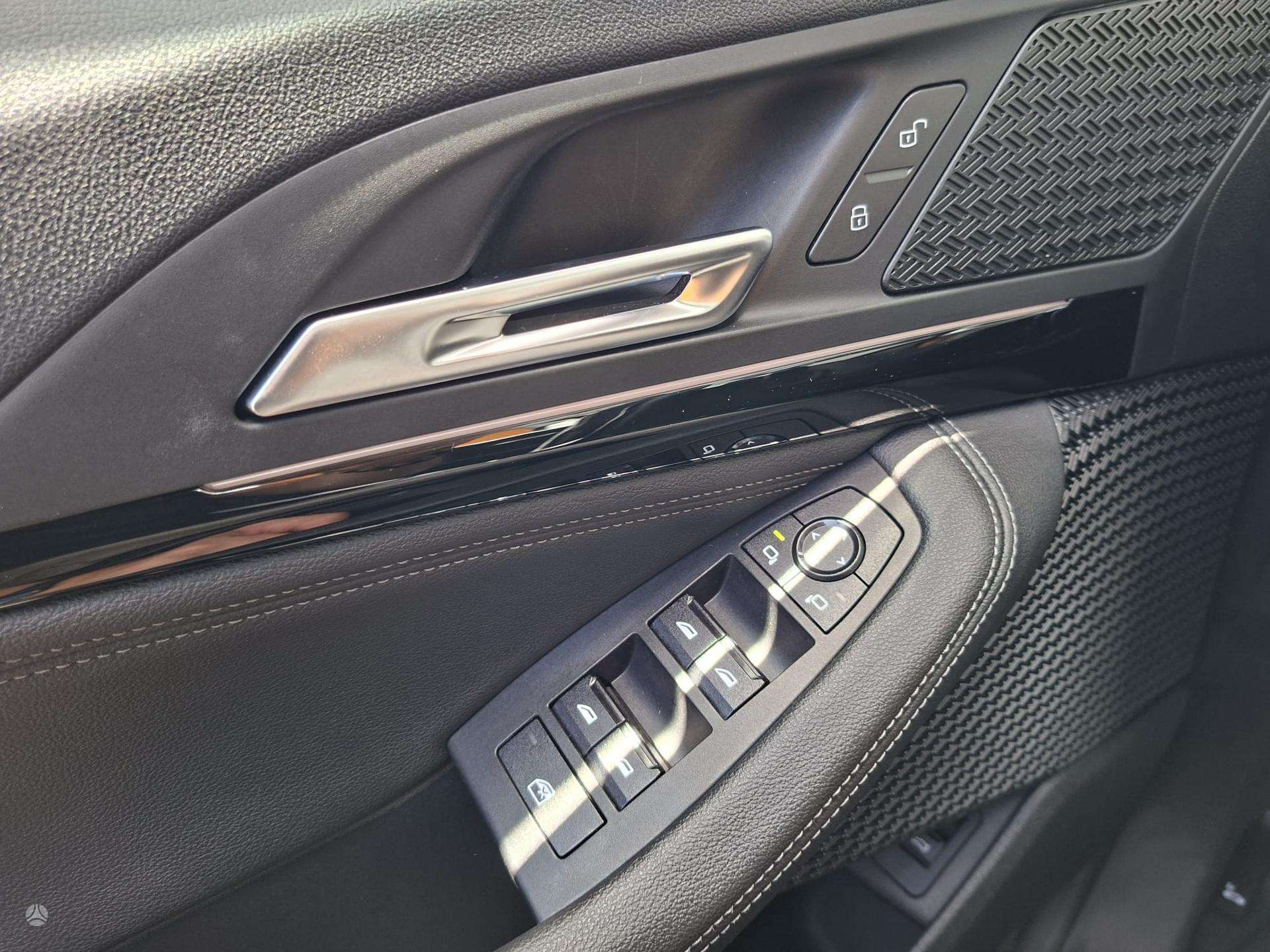 BMW 218 Active Tourer фото 18