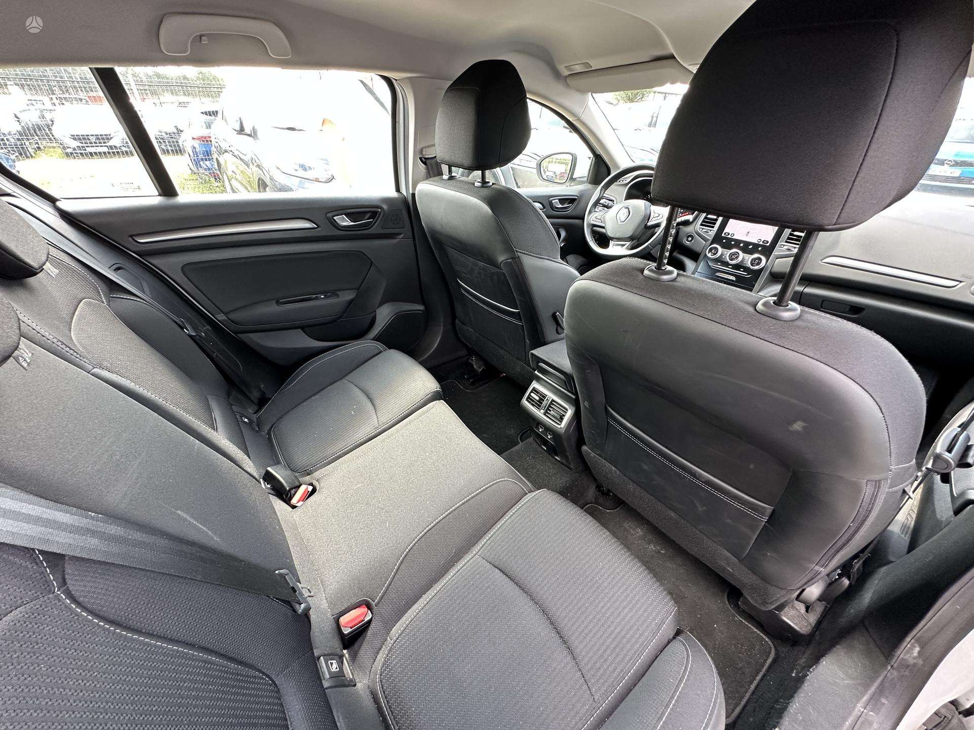 Renault Megane фото 15