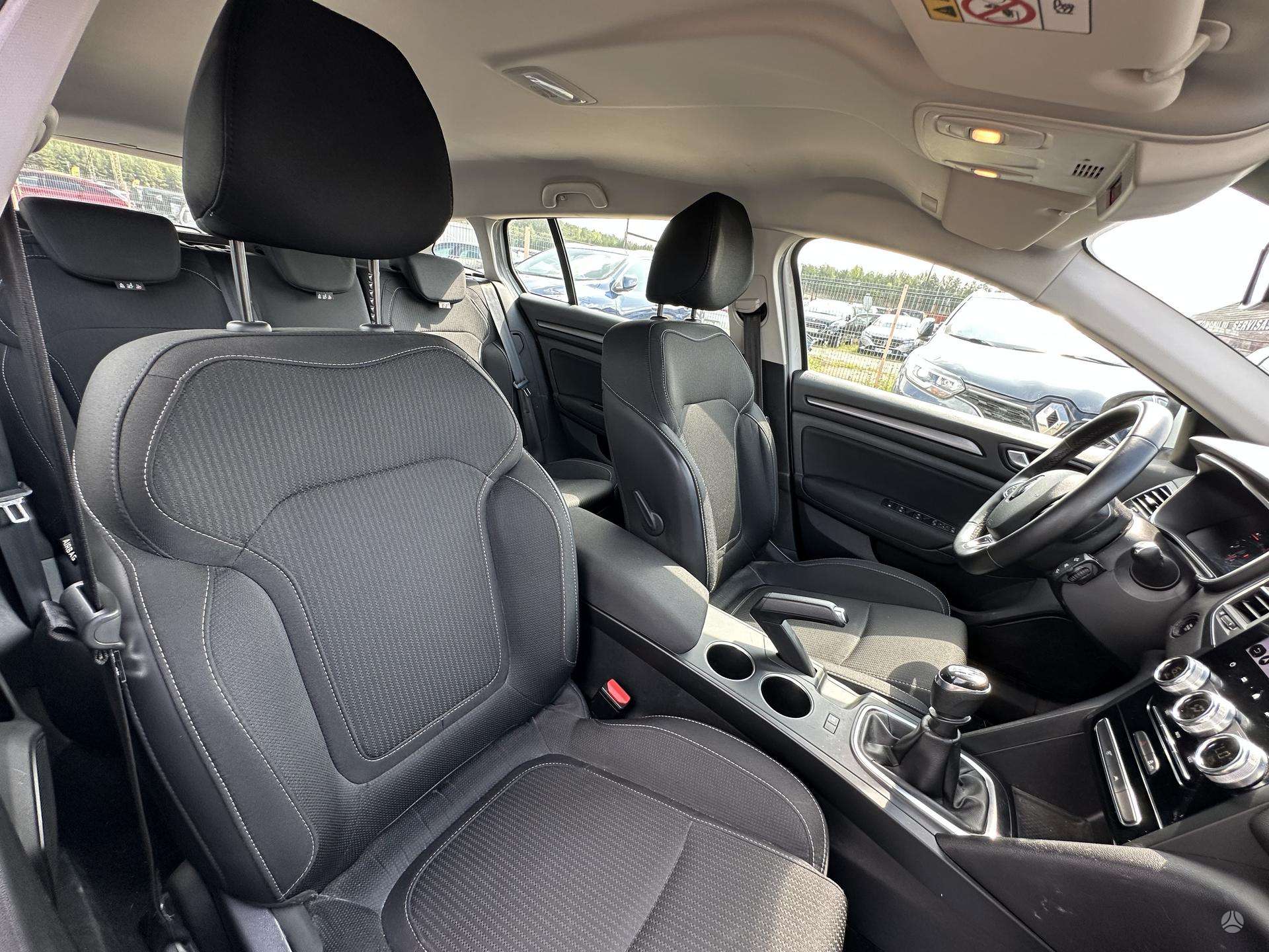 Renault Megane фото 18