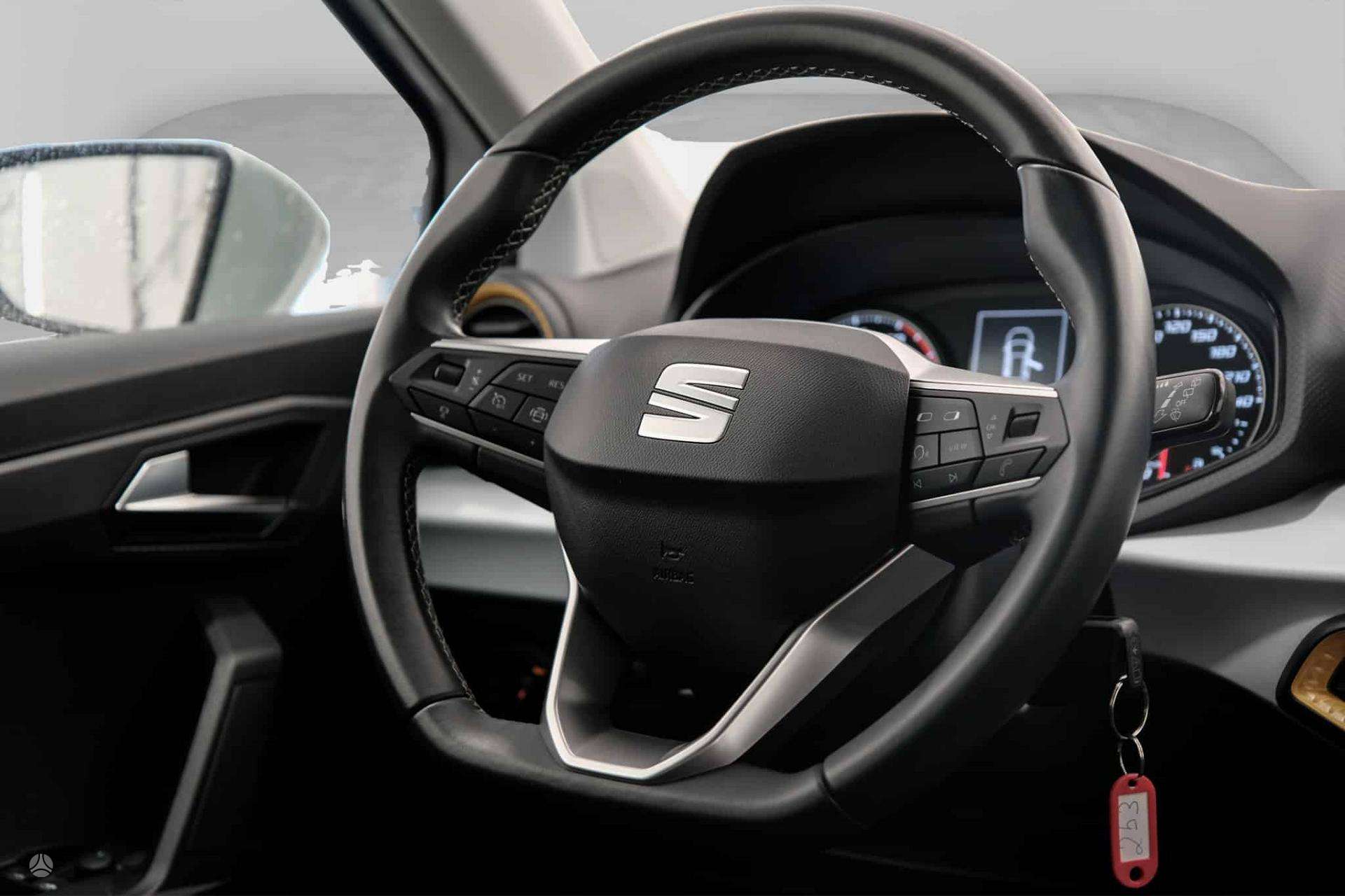 Seat Arona фото 6
