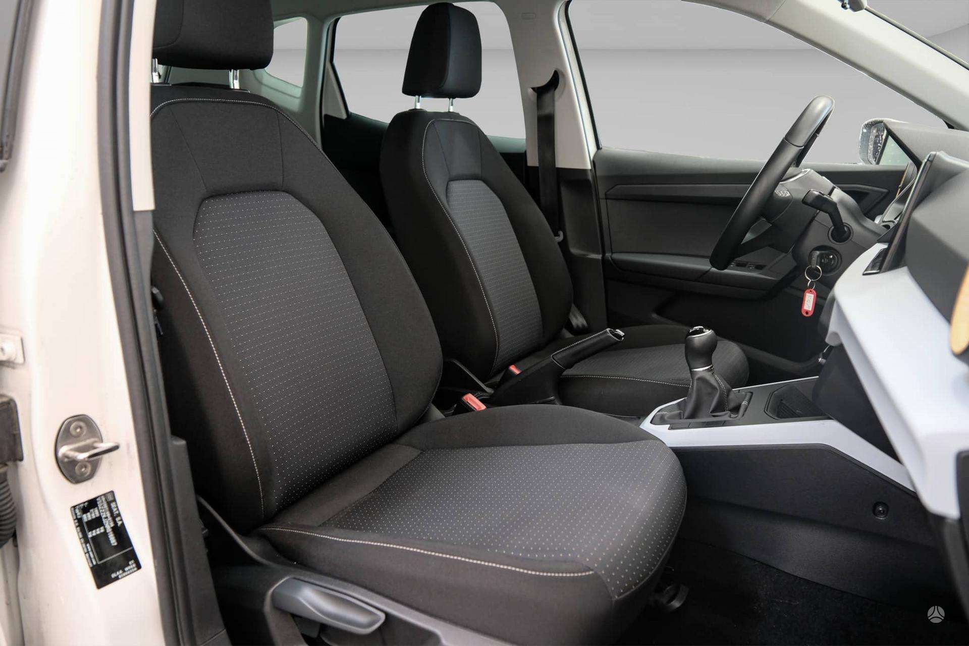 Seat Arona фото 11