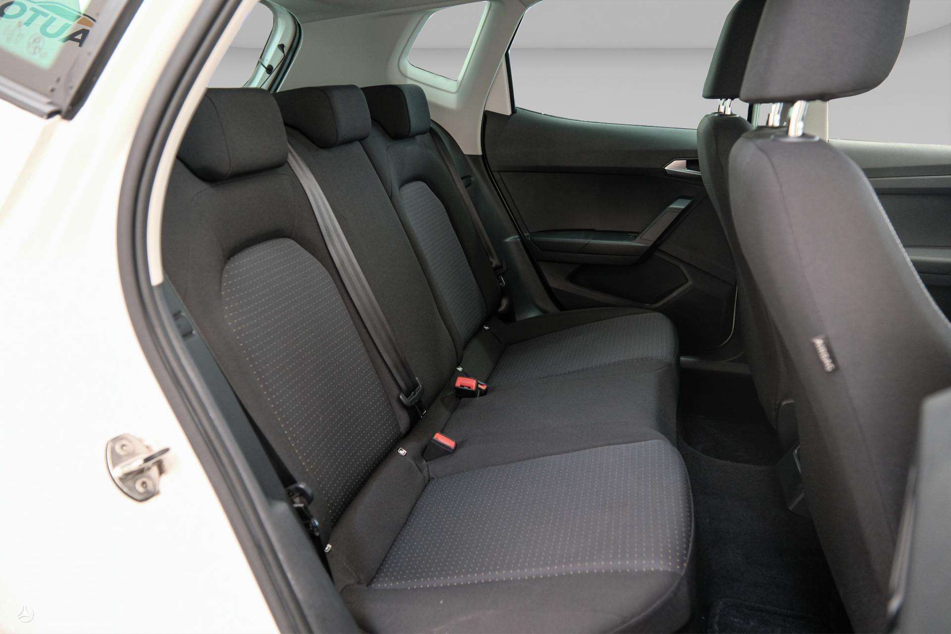 Seat Arona фото 12