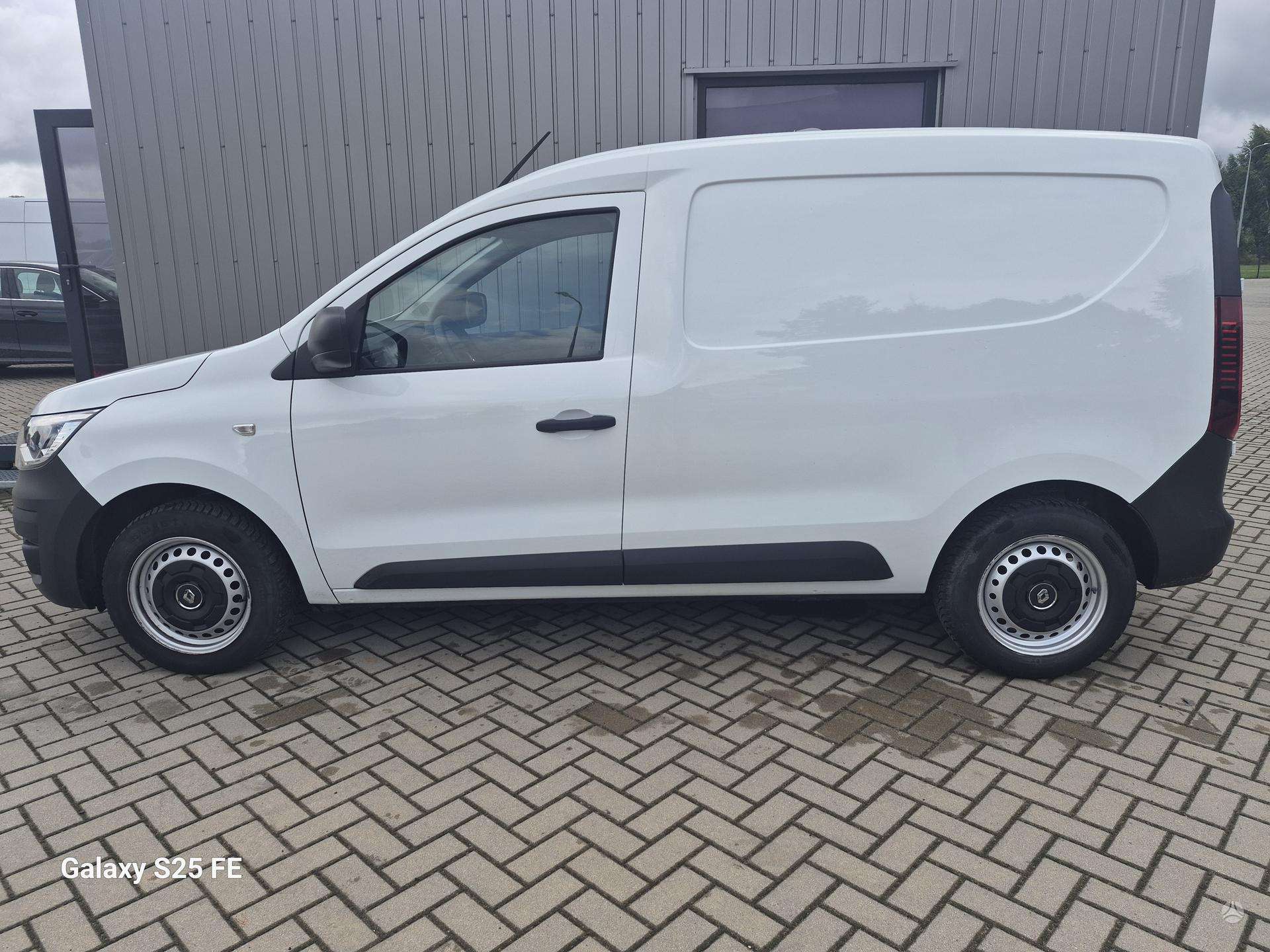 Renault Express фото 7