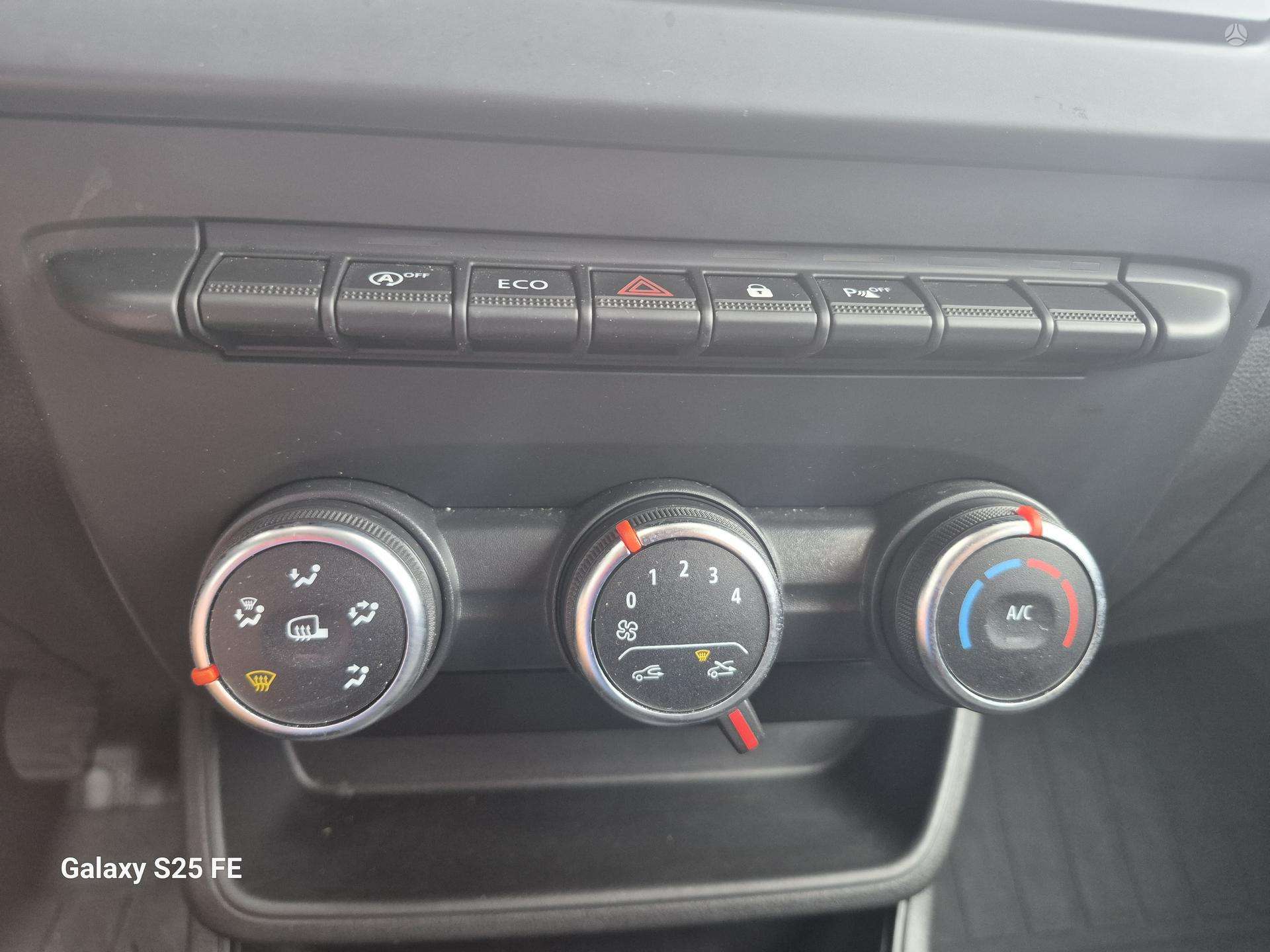 Renault Express фото 16