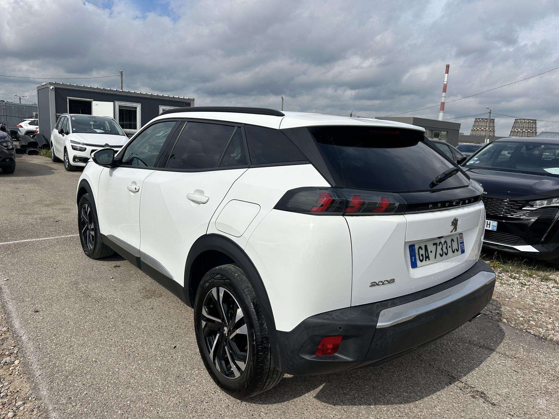 Peugeot 2008 фото 4