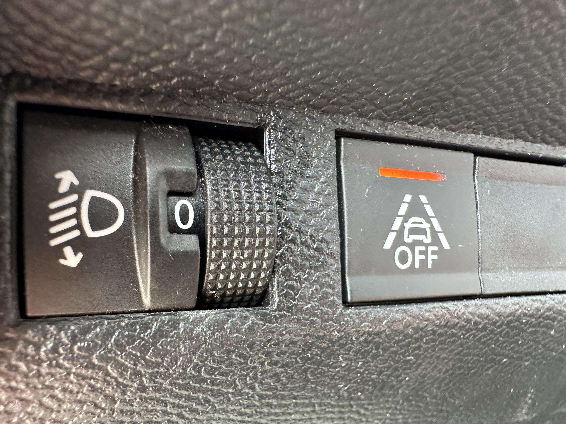 Peugeot 2008 фото 14