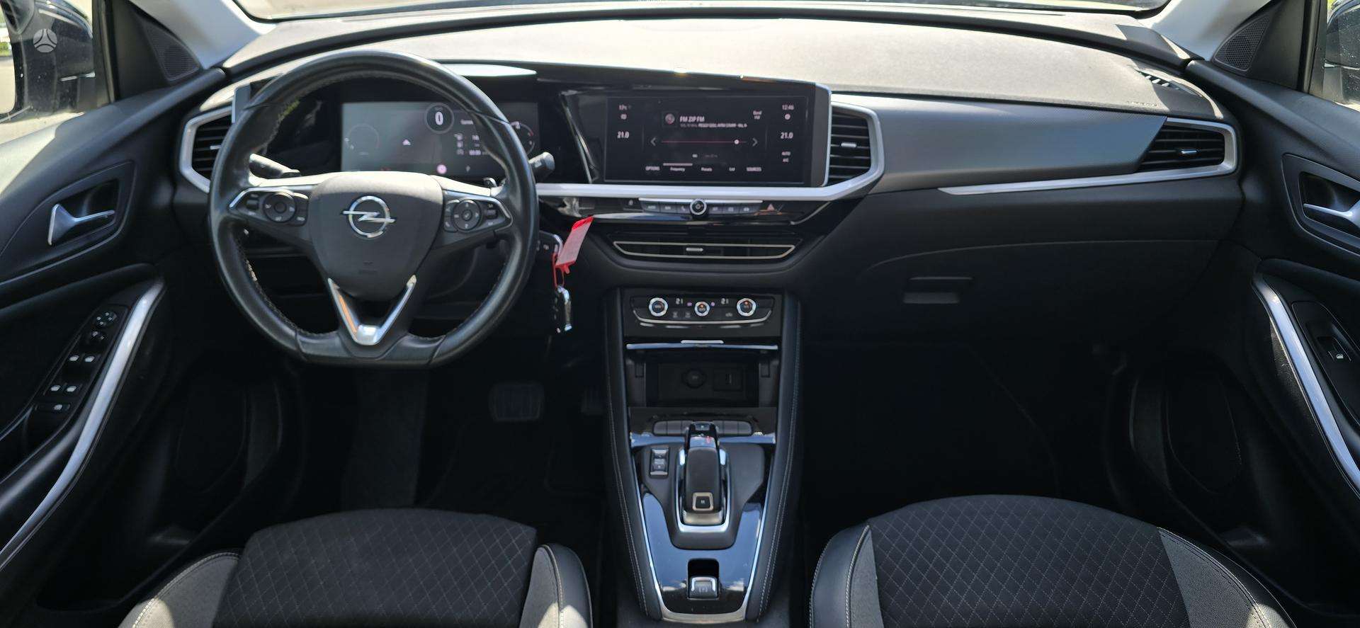 Opel Grandland фото 9