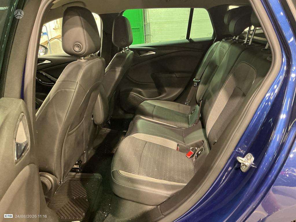 Opel Astra фото 10