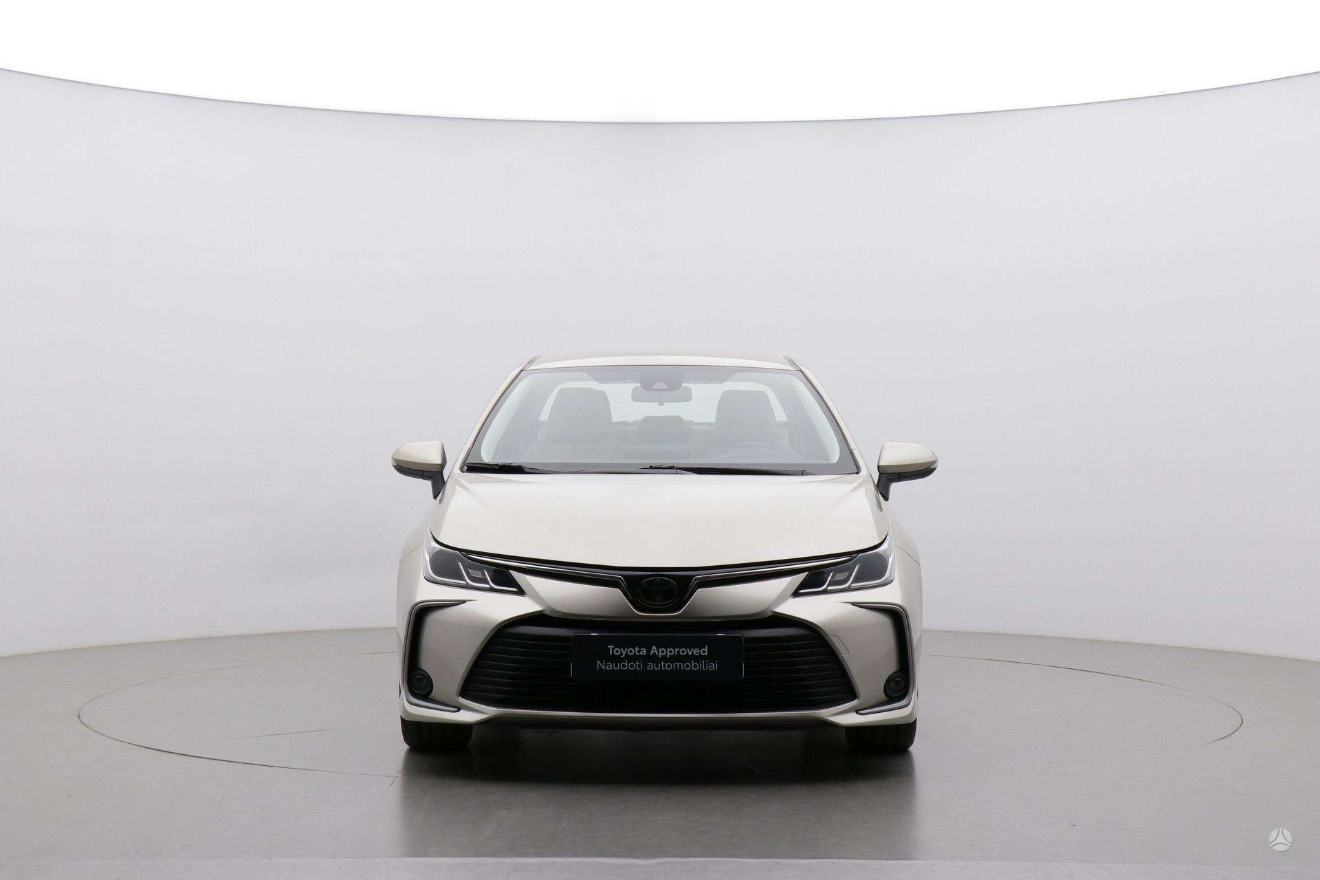 Toyota Corolla фото 6