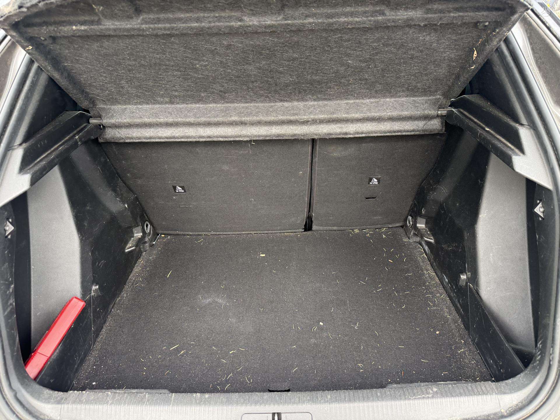 Peugeot 2008 фото 14