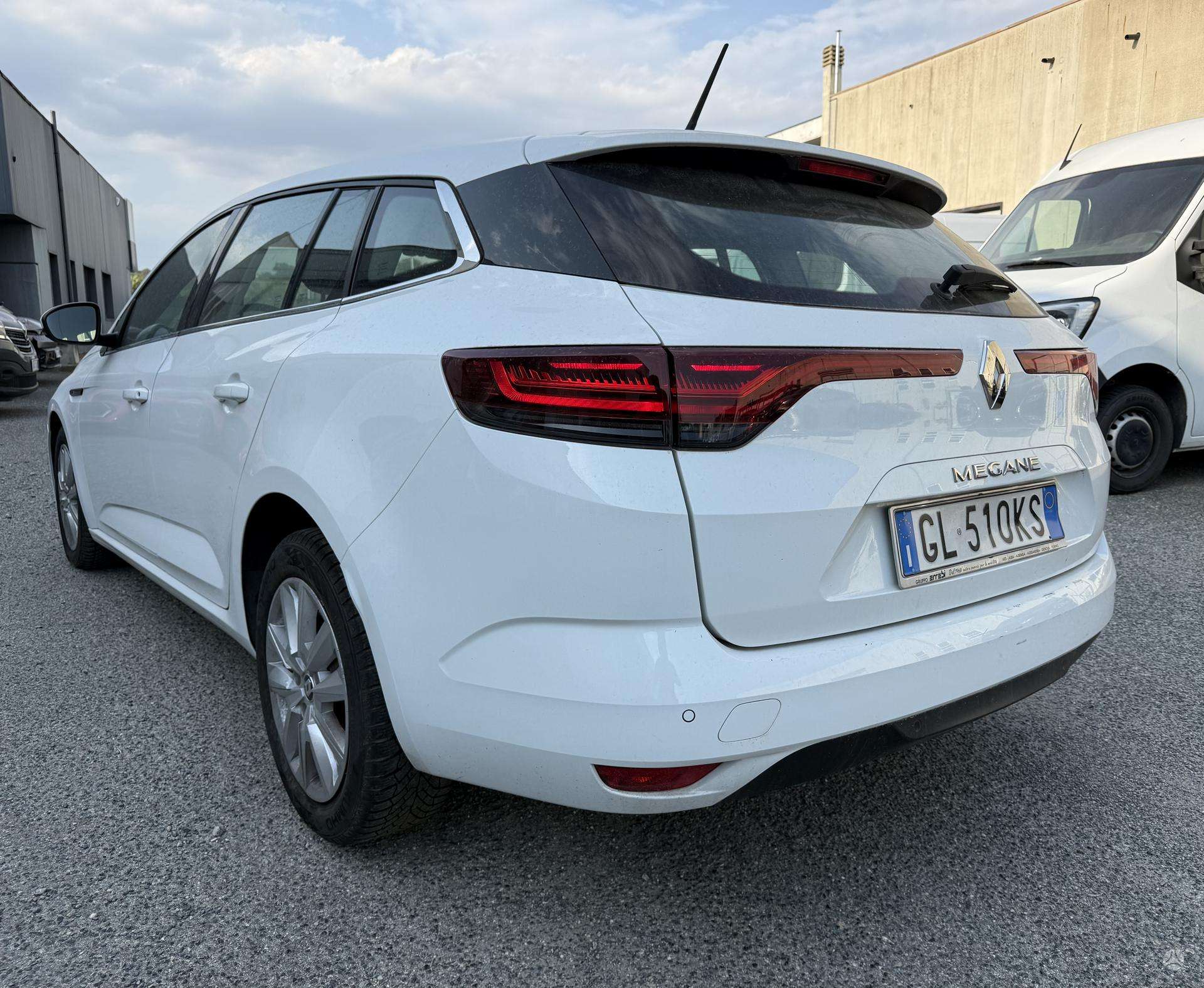 Renault Megane фото 3