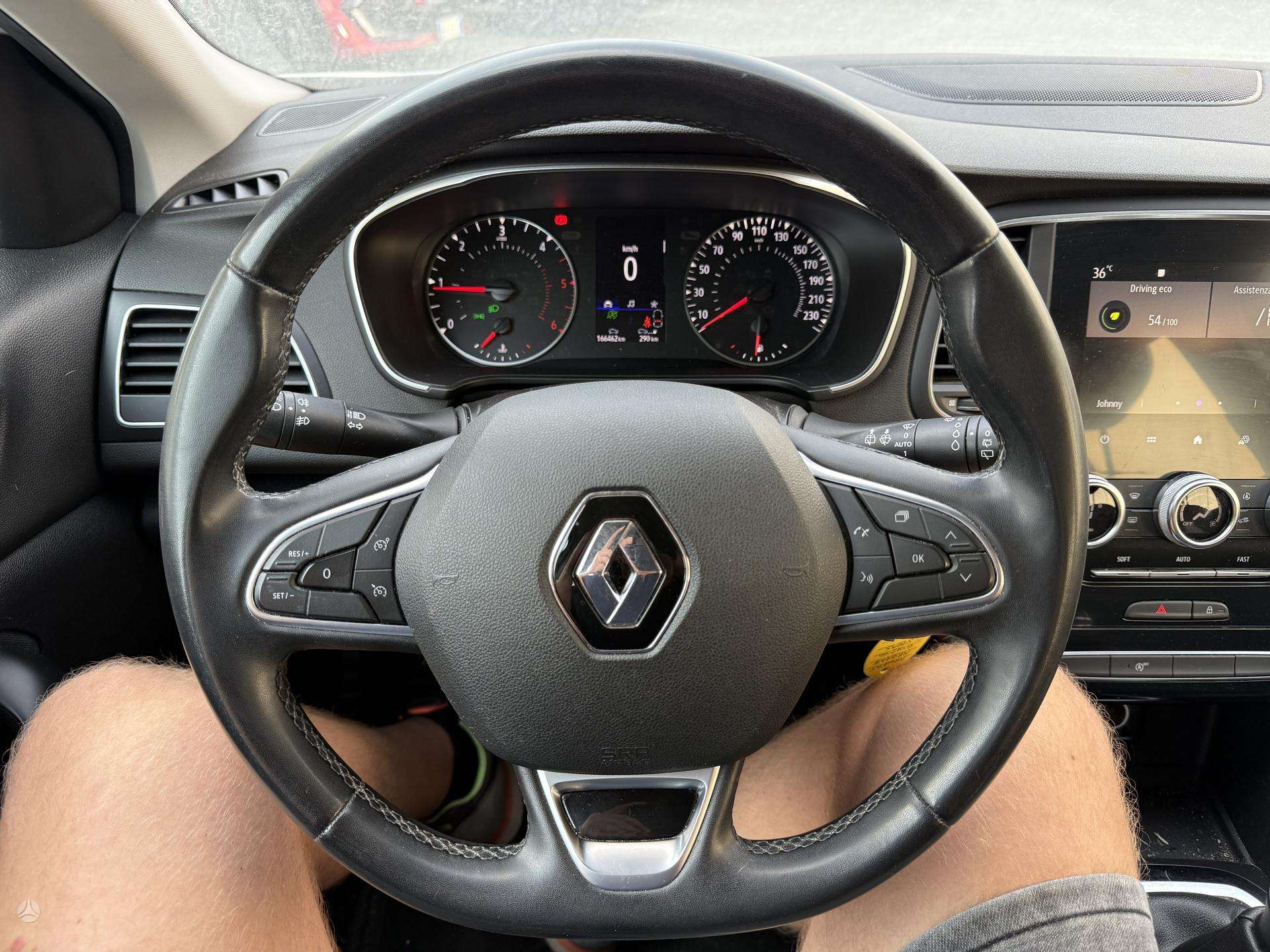 Renault Megane фото 10