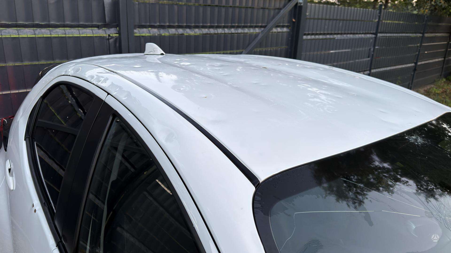 Toyota Yaris фото 17