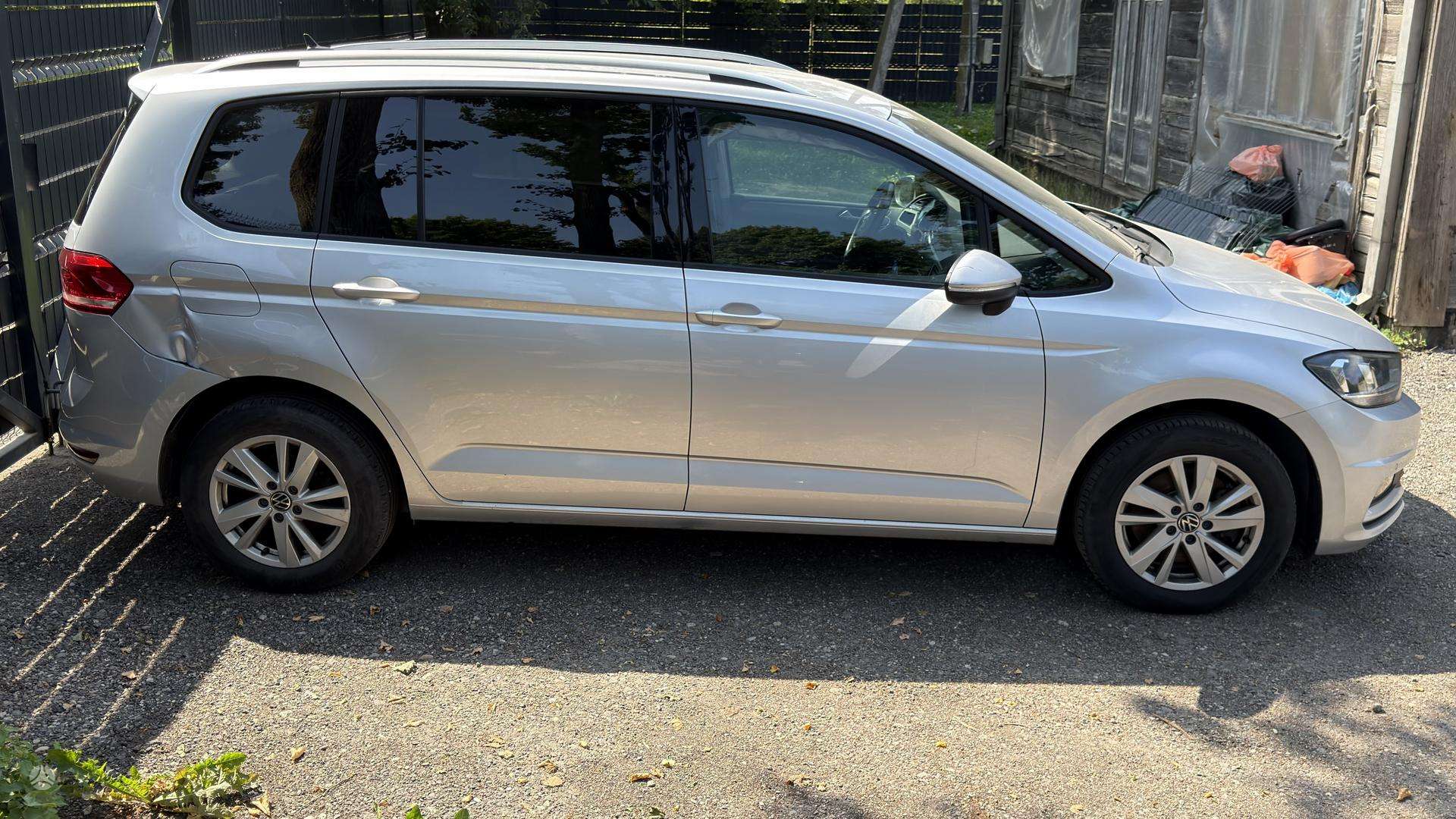 Volkswagen Touran фото 4