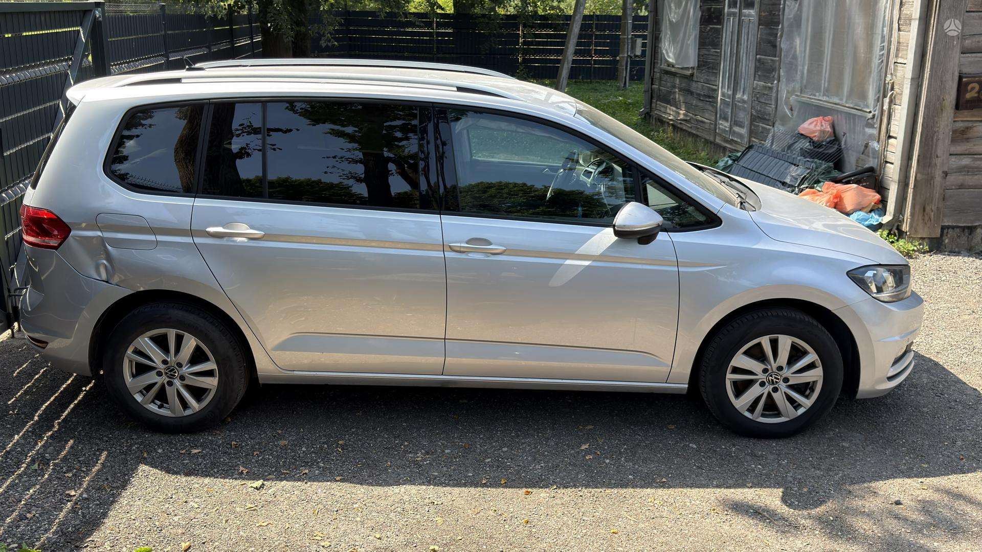 Volkswagen Touran фото 12