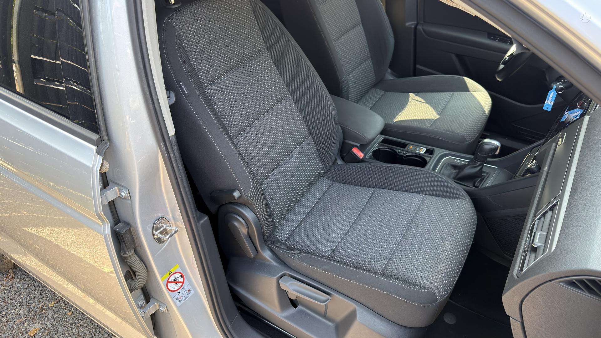 Volkswagen Touran фото 19