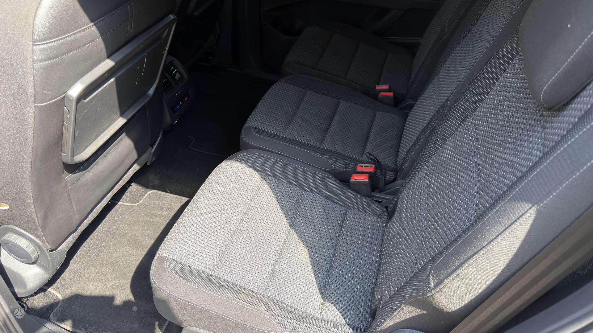 Volkswagen Touran фото 20