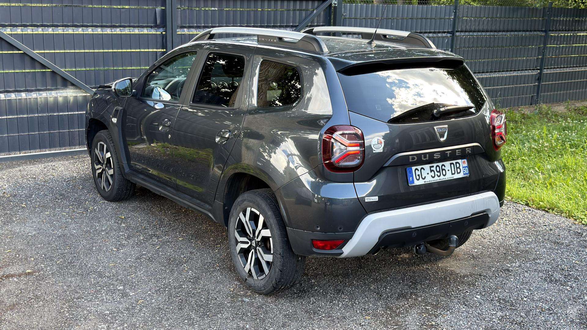 Dacia Duster фото 6
