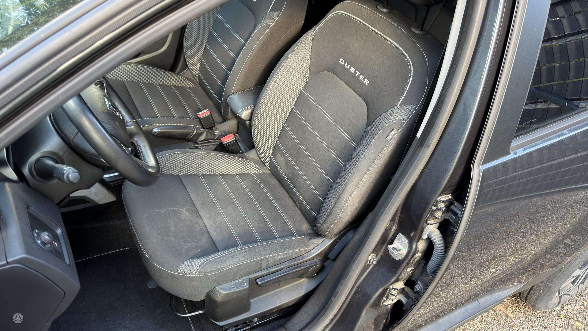 Dacia Duster фото 16