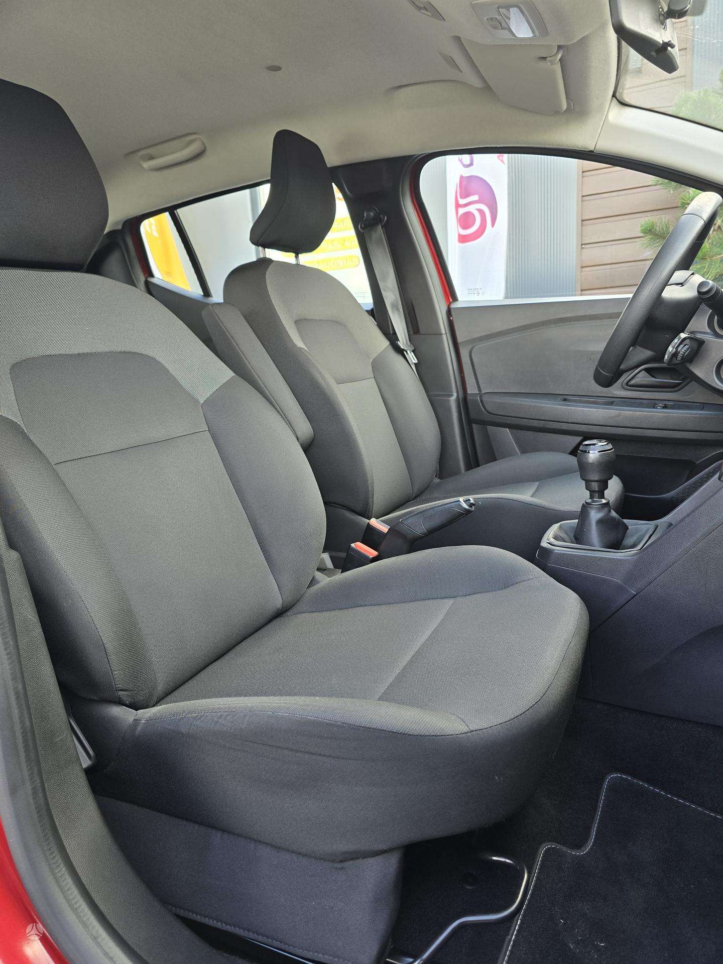 Dacia Sandero фото 19