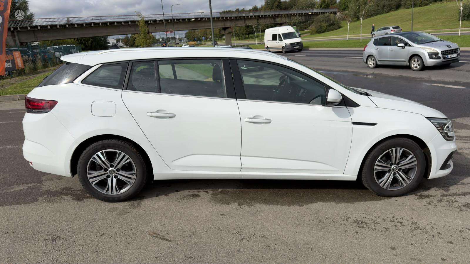 Renault Megane фото 5