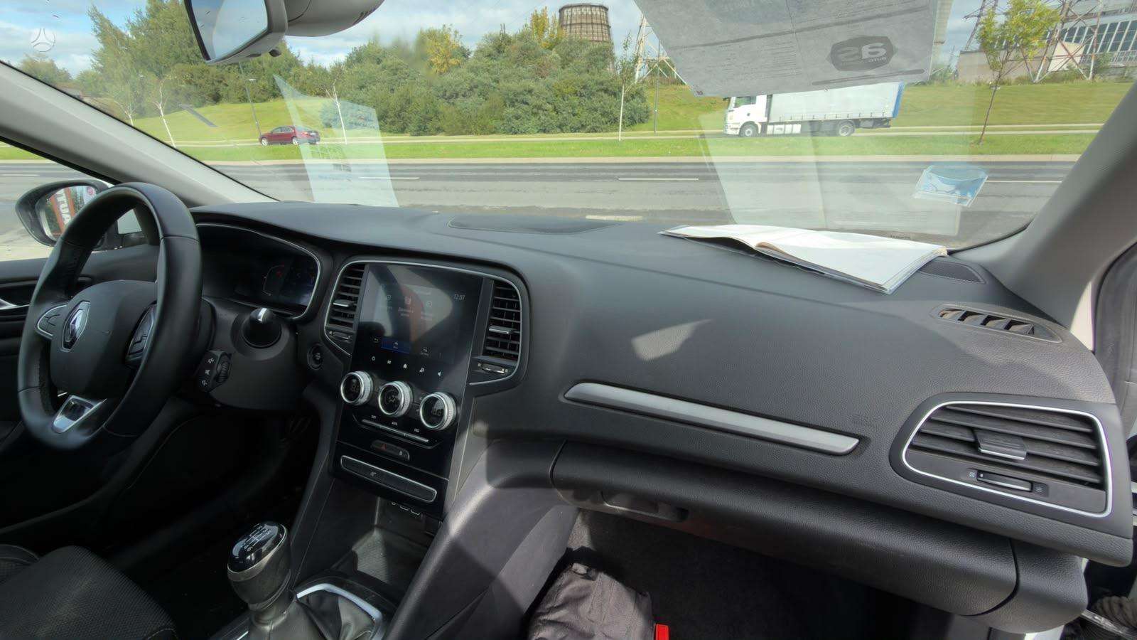 Renault Megane фото 8