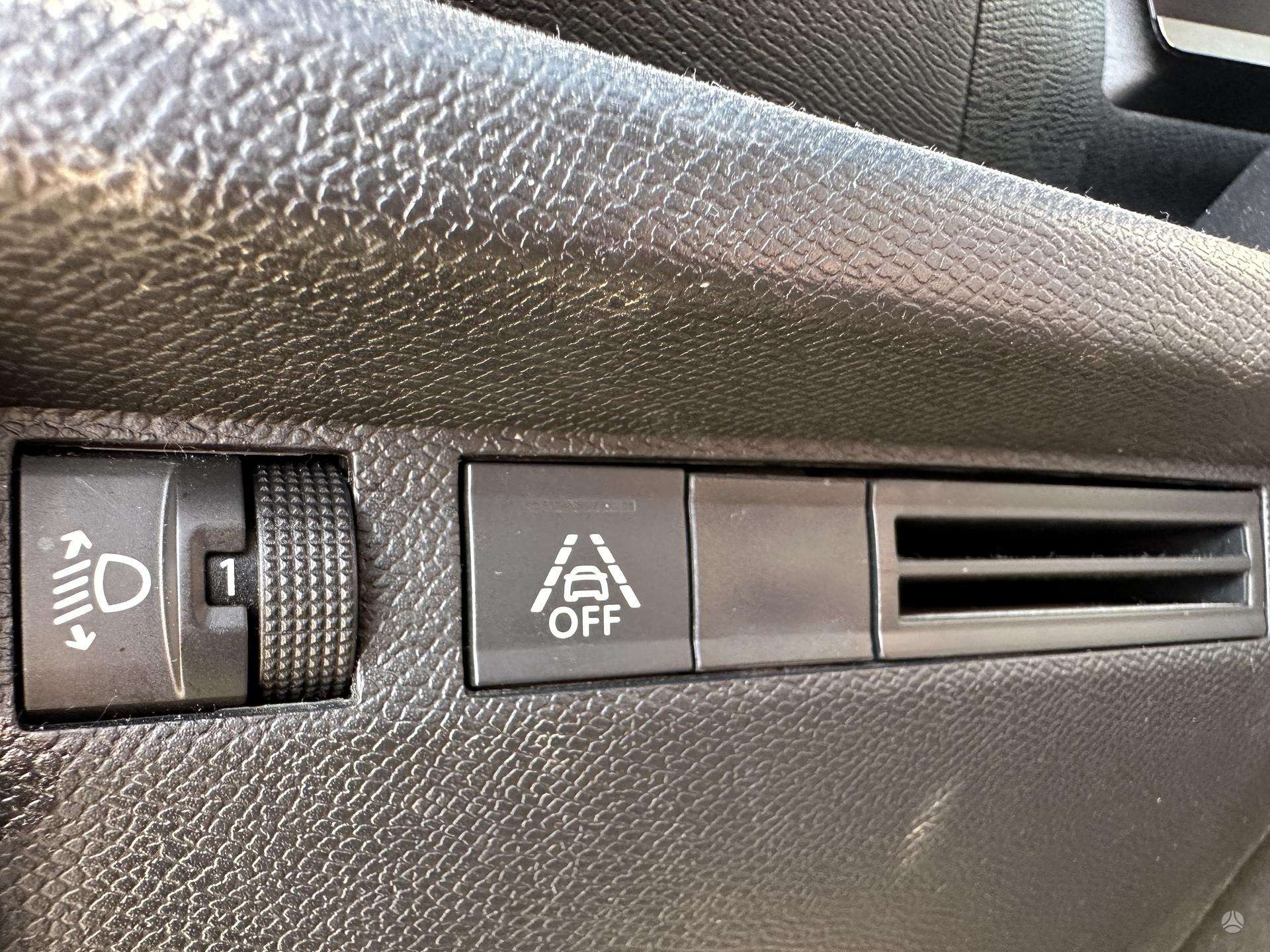 Citroen C4 фото 15