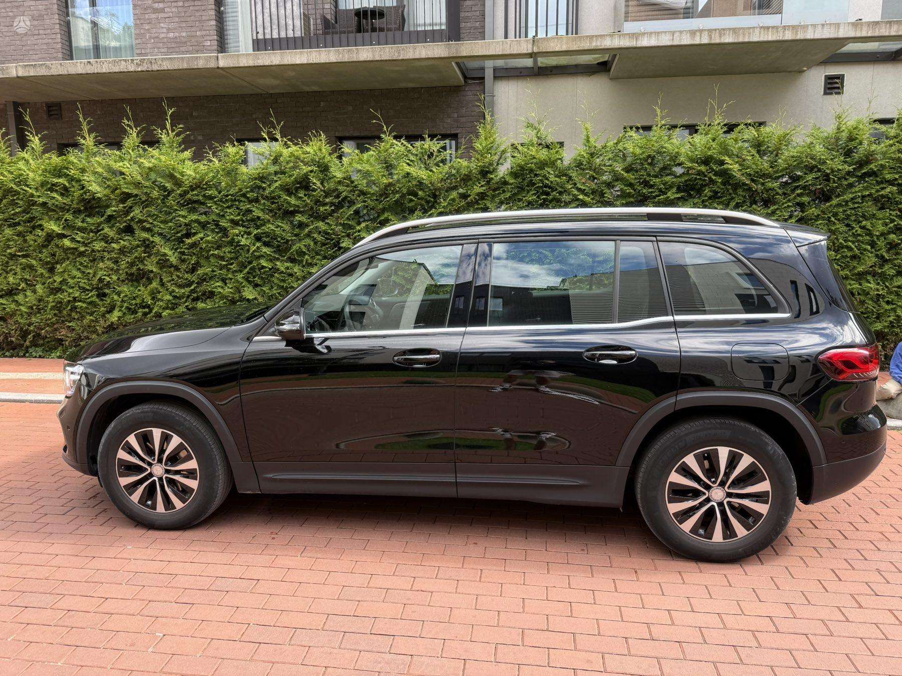 Mercedes-Benz GLB180 фото 3