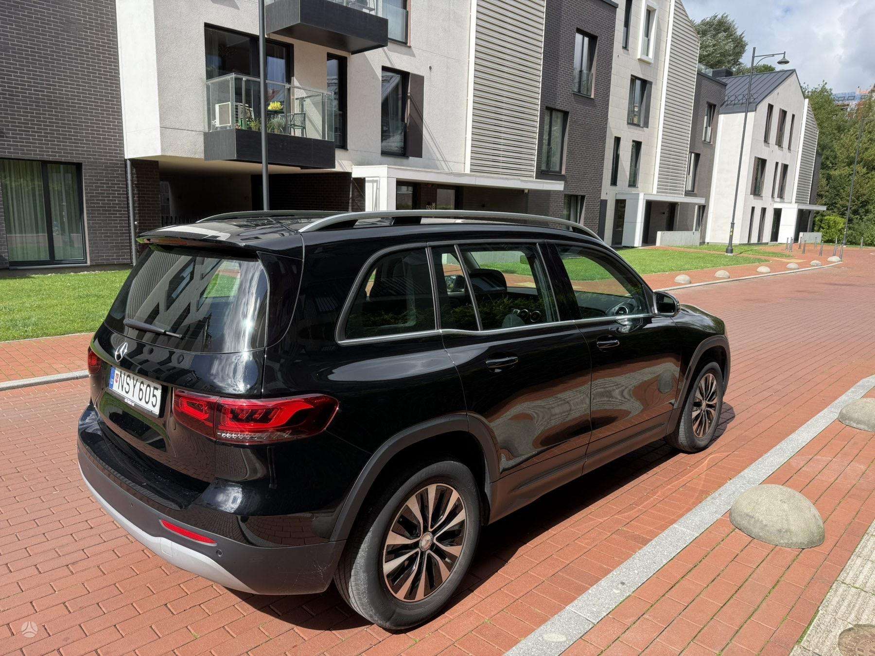 Mercedes-Benz GLB180 фото 5