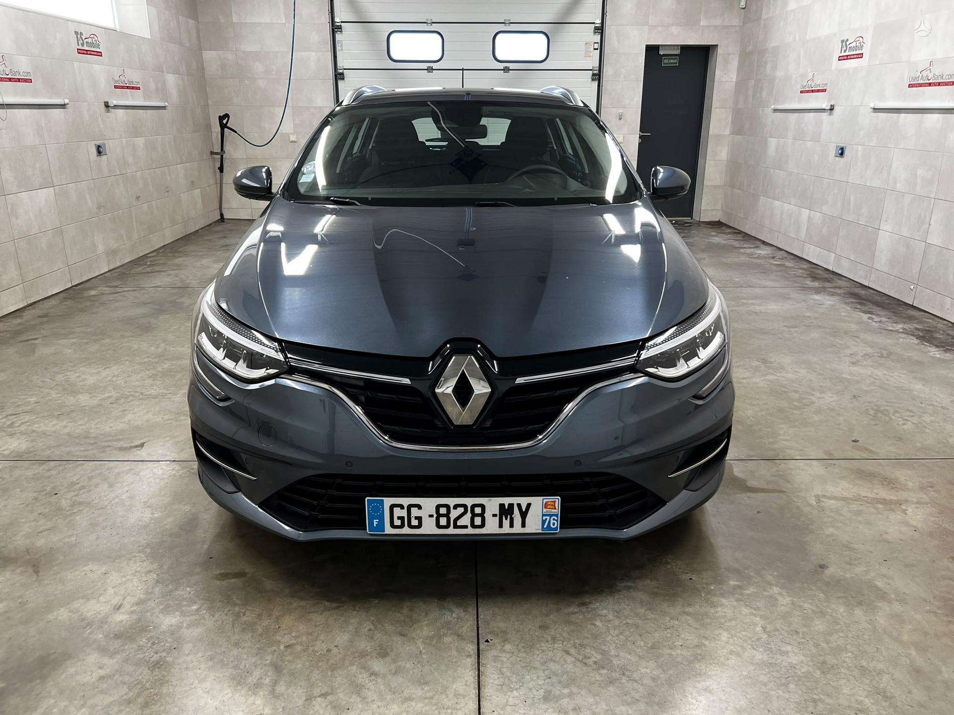 Renault Megane фото 2