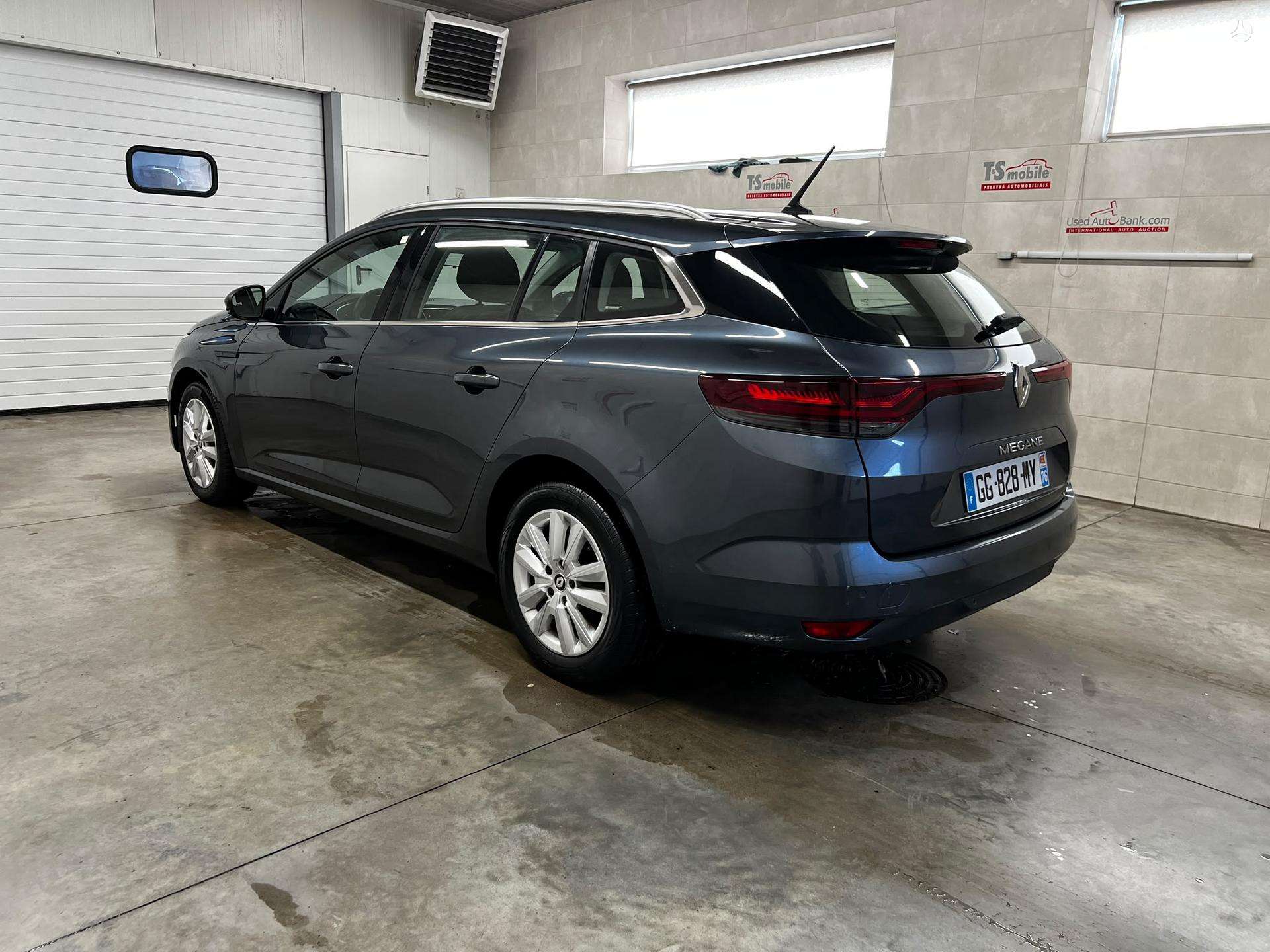 Renault Megane фото 5