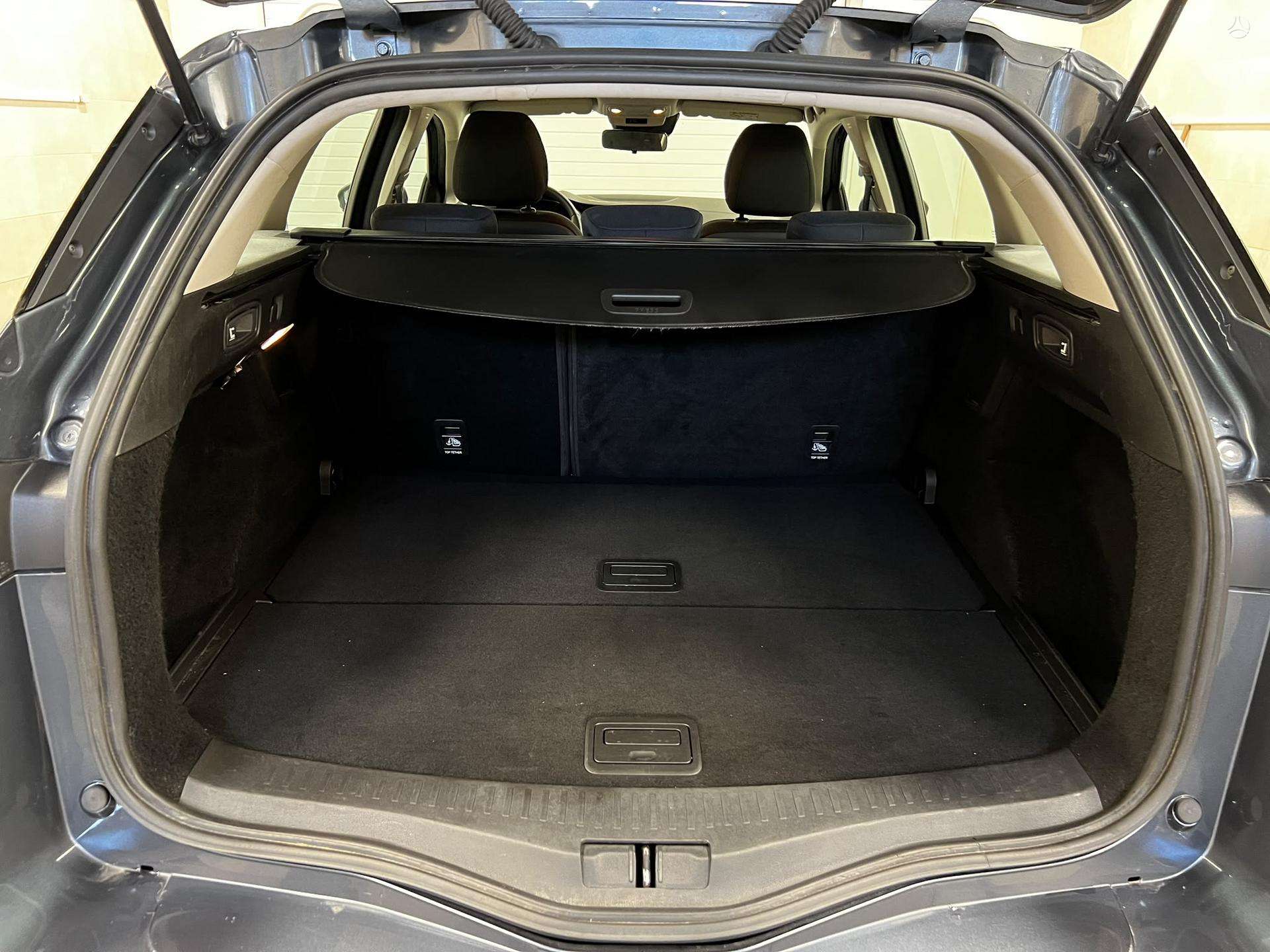Renault Megane фото 14