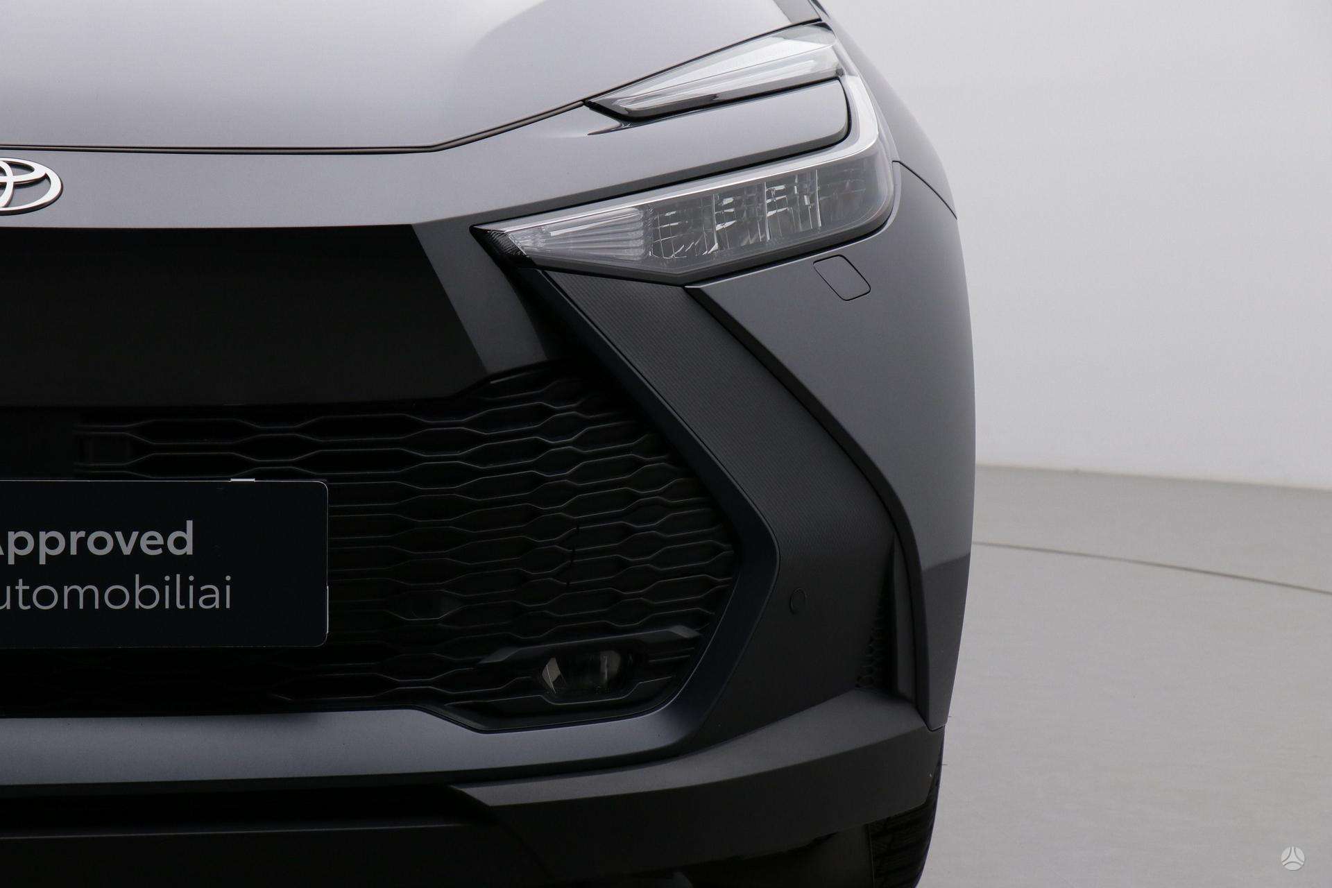 Toyota C-HR фото 20