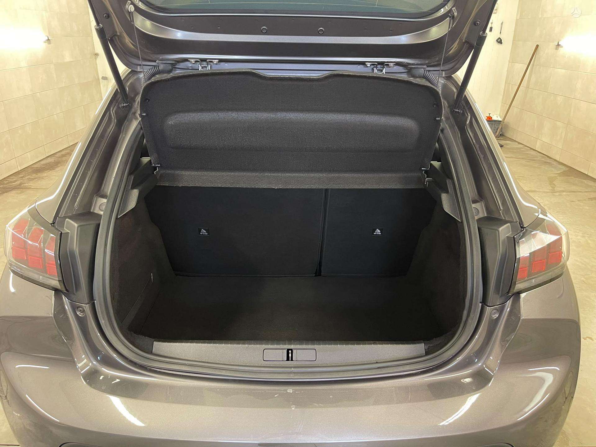 Peugeot 208 фото 14
