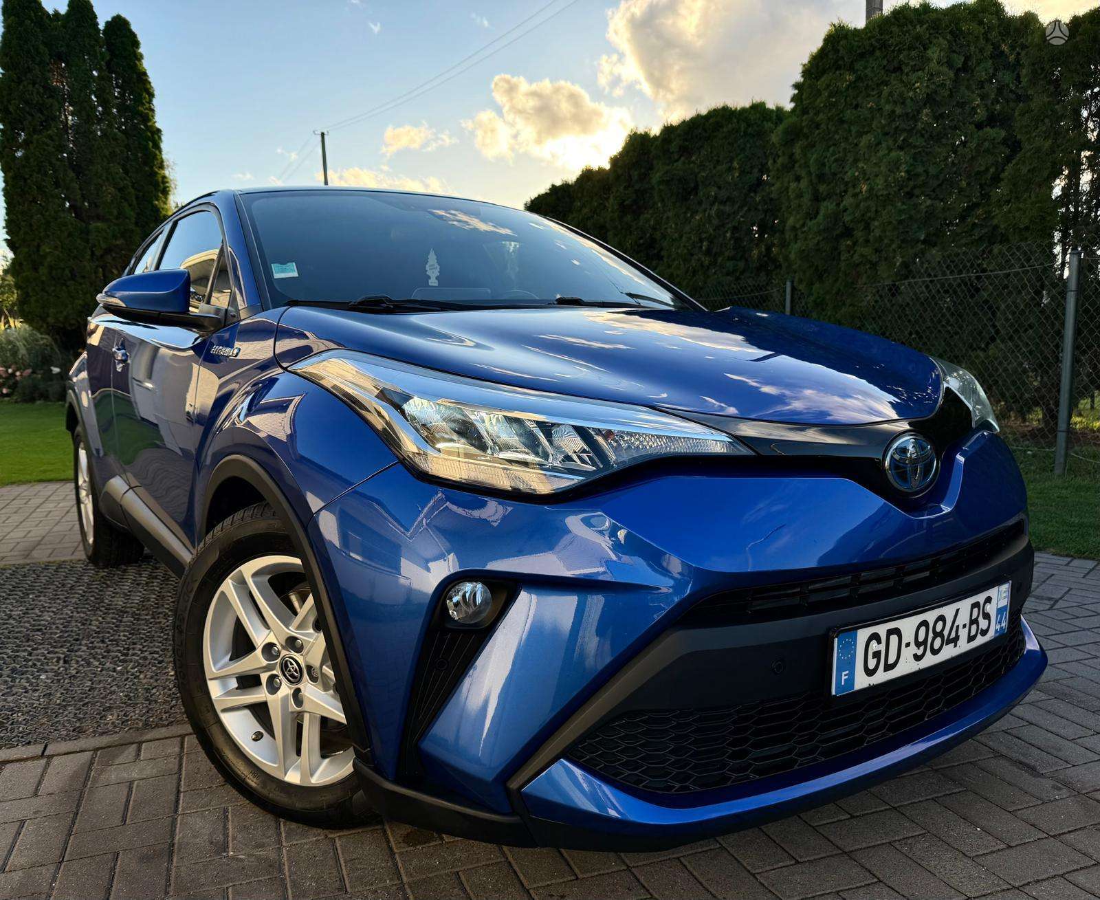 Toyota C-HR фото 17